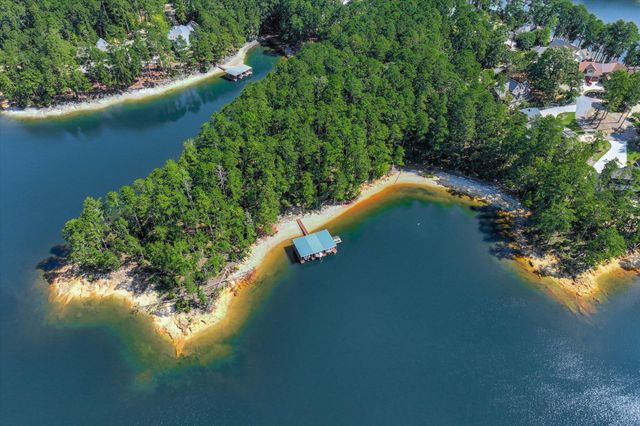 202 Deer Run Lane, Mccormick, SC 29835