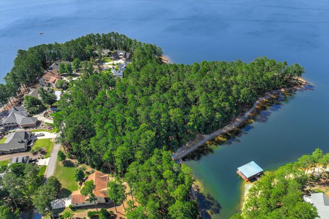 202 Deer Run Lane, Mccormick, SC 29835