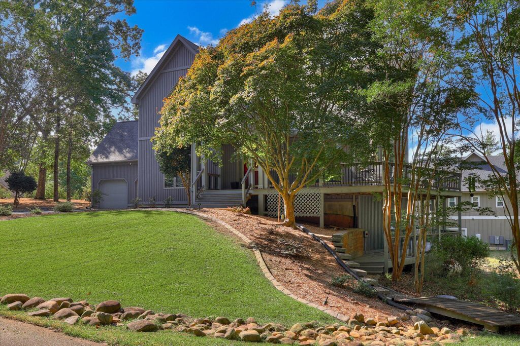 202 Deer Run Lane, Mccormick, SC 29835