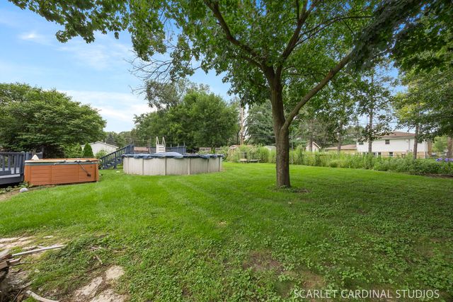 393 Orion Road, Batavia, IL 60510