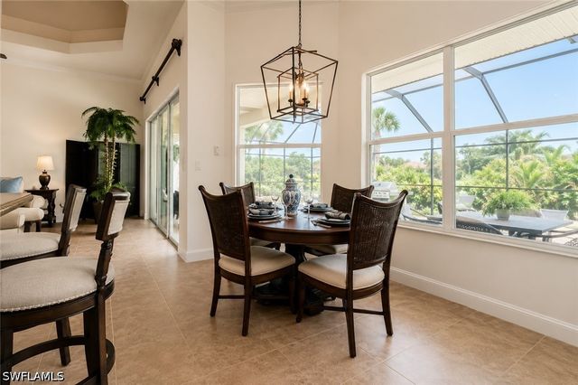 8263 Potomac LN, Naples, FL 34104