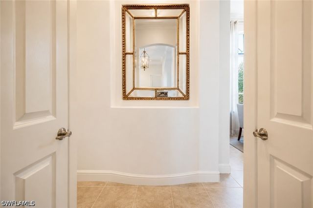 8263 Potomac LN, Naples, FL 34104