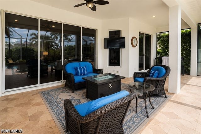 8263 Potomac LN, Naples, FL 34104