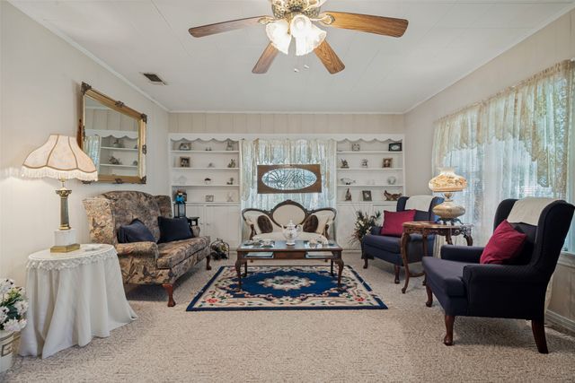 1505 Bonham Street, Commerce, TX 75428