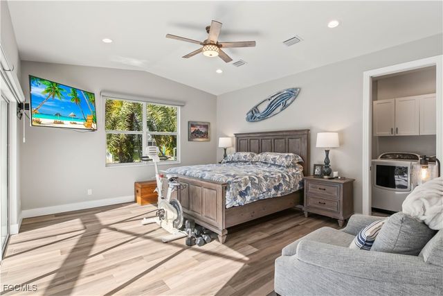 3122 SE 18th PL, Cape Coral, FL 33904