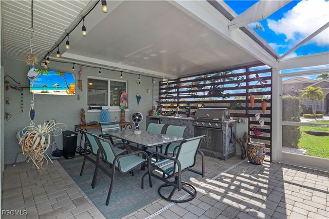 3122 SE 18th PL, Cape Coral, FL 33904