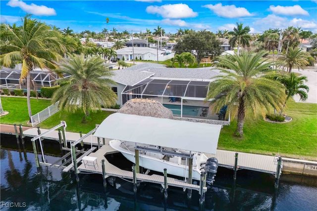 3122 SE 18th PL, Cape Coral, FL 33904