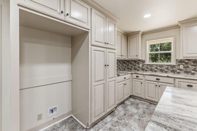 67 Fairway Drive, Normangee, TX 77871