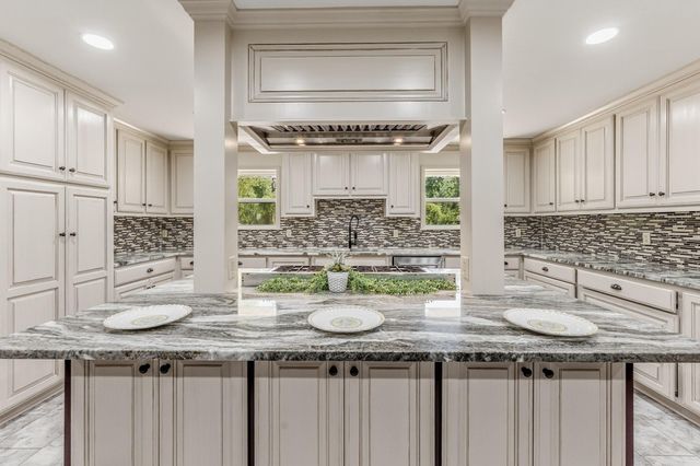 67 Fairway Drive, Normangee, TX 77871