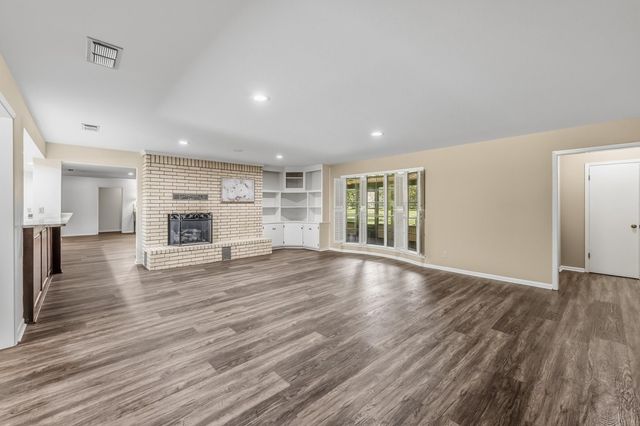 67 Fairway Drive, Normangee, TX 77871