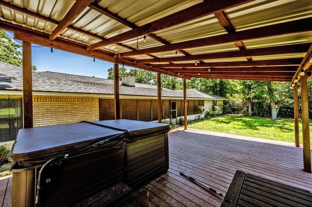 67 Fairway Drive, Normangee, TX 77871