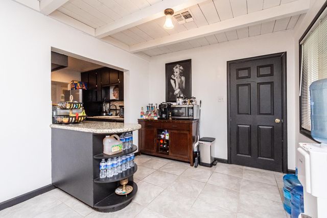 5406 59th St, Sacramento, CA 95820