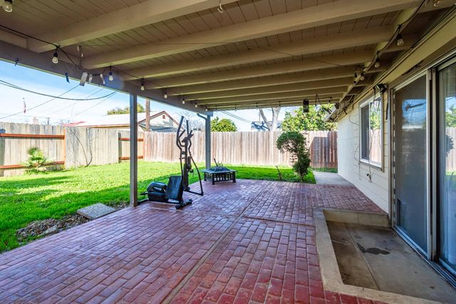 5406 59th St, Sacramento, CA 95820