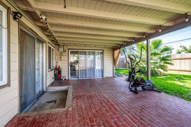 5406 59th St, Sacramento, CA 95820