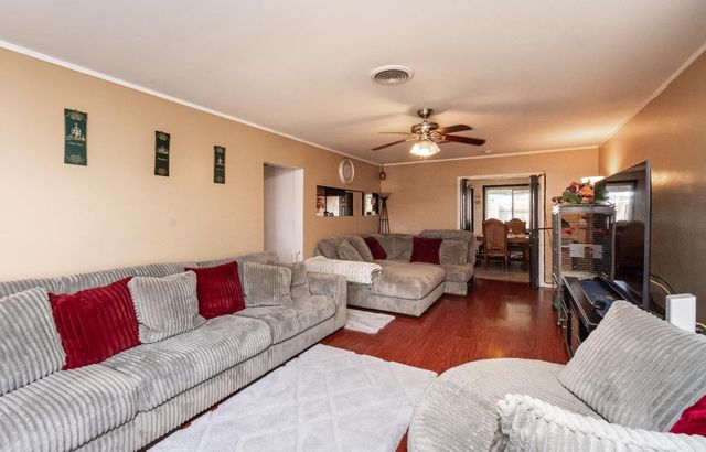 5406 59th St, Sacramento, CA 95820