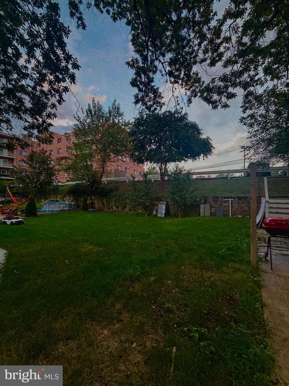 4108 OGLETHORPE ST, Hyattsville, MD 20782