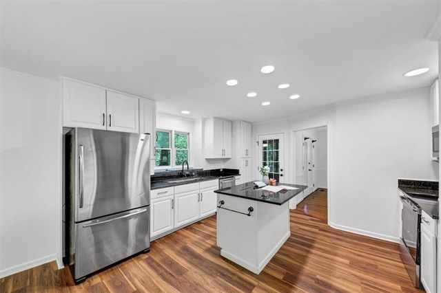 284 Due West Court, Dallas, GA 30157