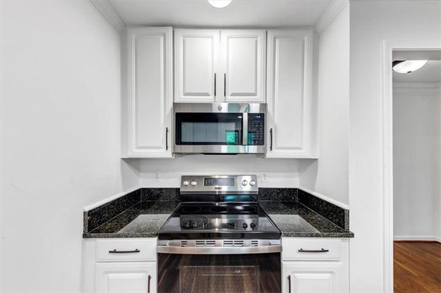 284 Due West Court, Dallas, GA 30157