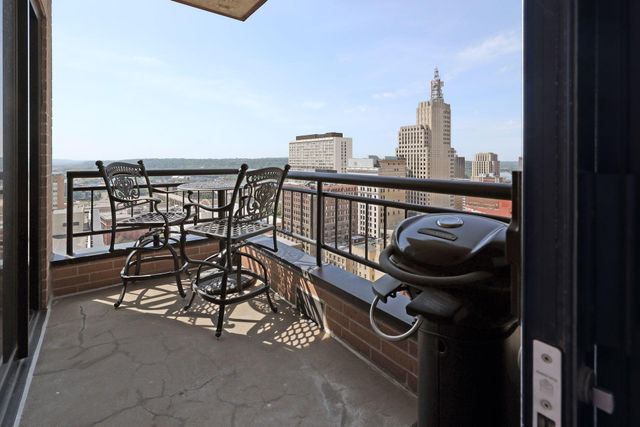 168 6th Street E 2702, Saint Paul, MN 55101