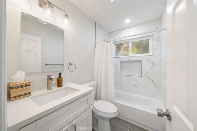 652 Parker, Oceanside, CA 92057