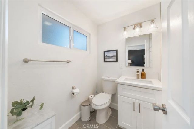 652 Parker, Oceanside, CA 92057