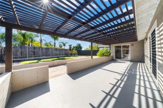 652 Parker, Oceanside, CA 92057