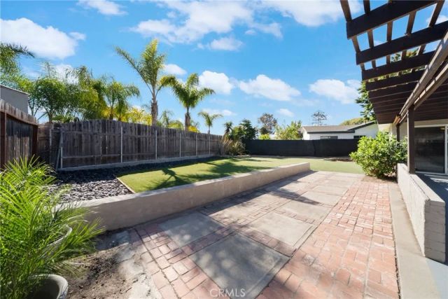 652 Parker, Oceanside, CA 92057