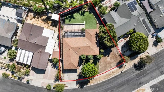 652 Parker, Oceanside, CA 92057