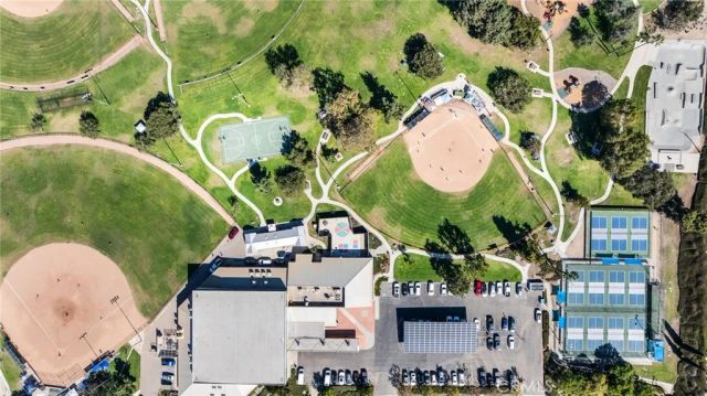 652 Parker, Oceanside, CA 92057