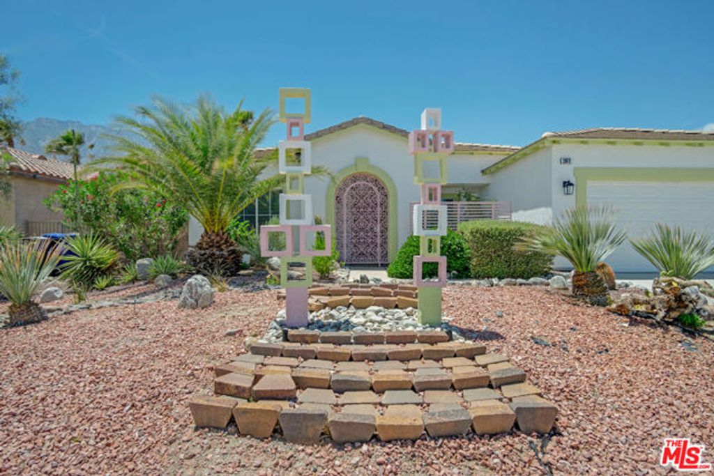 3811 Eastgate Road, Palm Springs, CA 92262
