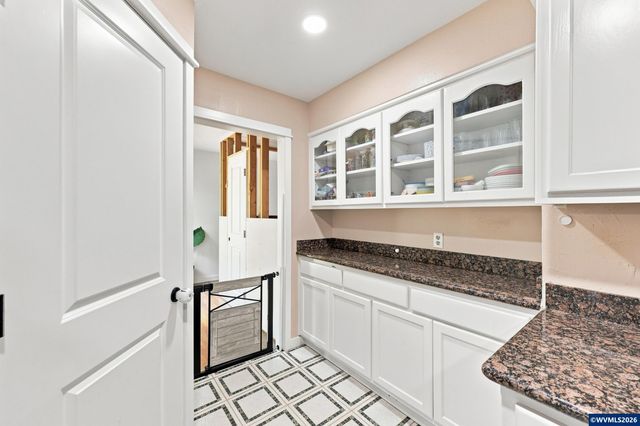 2510 Alameda St NE, Salem, OR 97301