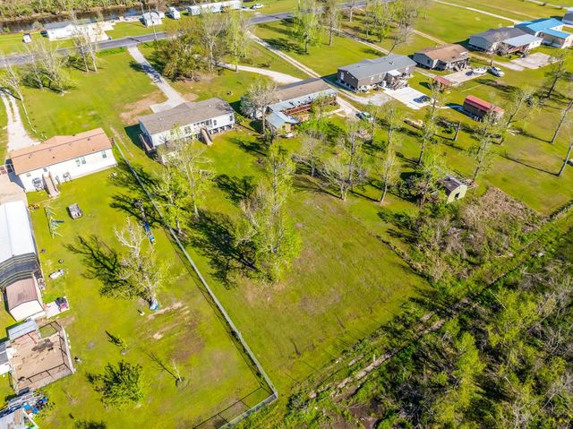 4301 Grand Caillou Road, Houma, LA 70363