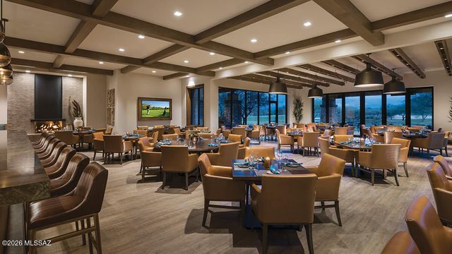 1986 E Desert Lark Pass, Green Valley, AZ 85614