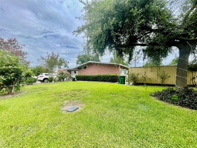 6609 Scribner Road, Houston, TX 77074