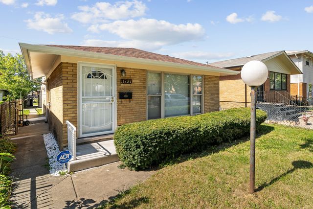 11724 S Laflin Street, Chicago, IL 60643