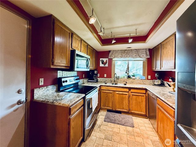 7703 NE 156th Avenue, Vancouver, WA 98682