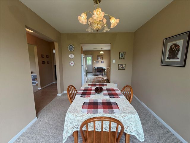 114 Edgewater Street, Clute, TX 77531