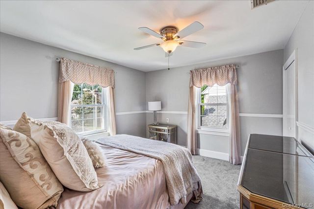 33 Shepherd Street, Rockville Centre, NY 11570