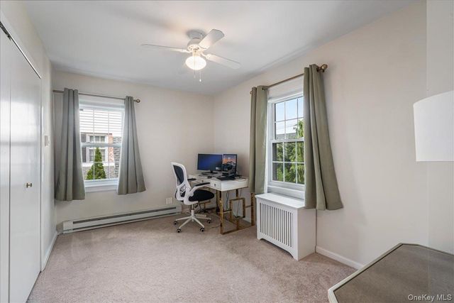 33 Shepherd Street, Rockville Centre, NY 11570