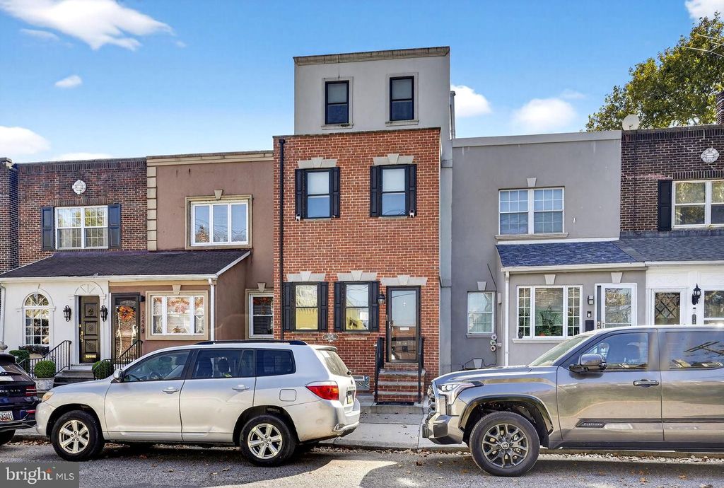 1246 JOHNSTON ST, Philadelphia, PA 19148