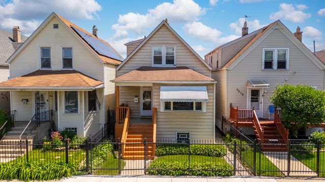 2221 N Keeler Avenue, Chicago, IL 60639