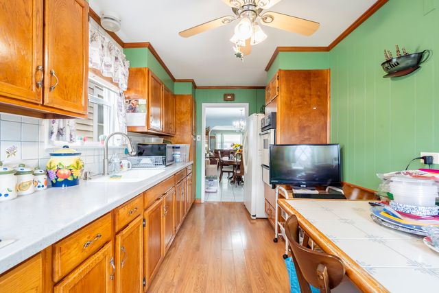 2221 N Keeler Avenue, Chicago, IL 60639