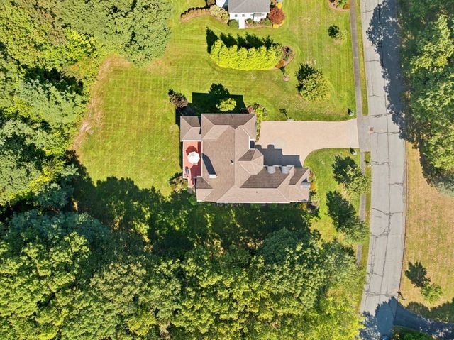 11 Turner Hill Rd, Medfield, MA 02052