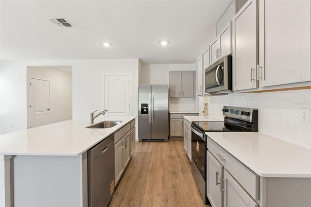 2113 WALNUT CREEK DRIVE, Kissimmee, FL 34744