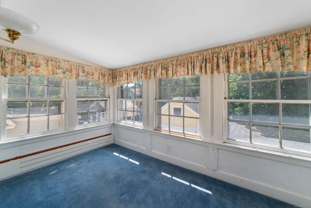 108 Woodlawn Street, Hamden, CT 06517