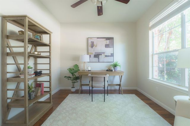 2505 Golden Gate PARK, Austin, TX 78732