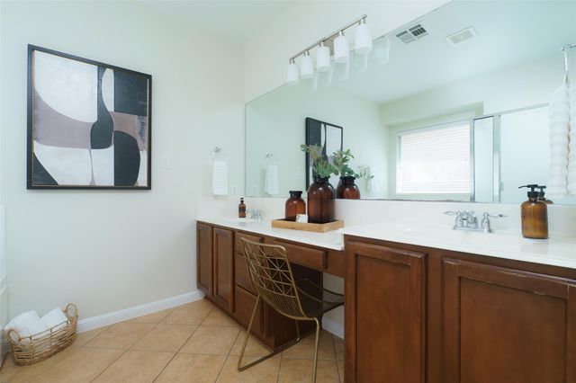 2505 Golden Gate PARK, Austin, TX 78732