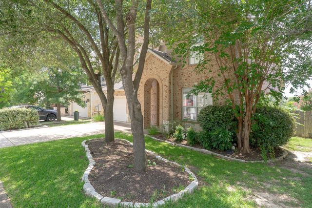 2505 Golden Gate PARK, Austin, TX 78732