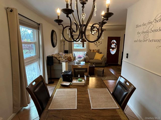 9 Sycamore Drive, Hyde Park, NY 12538