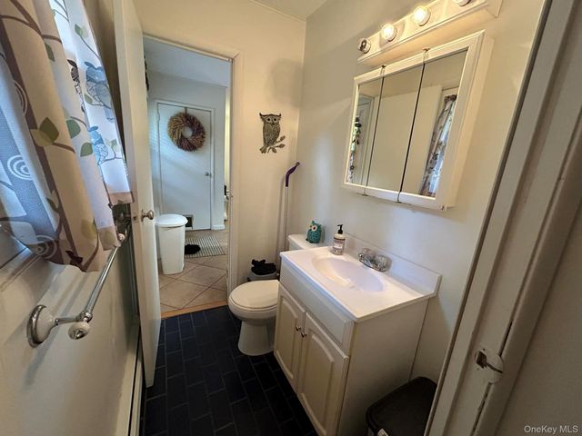 9 Sycamore Drive, Hyde Park, NY 12538